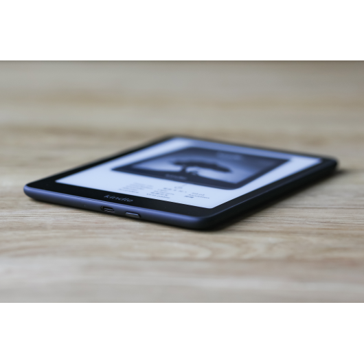 Электронная книга Amazon Kindle Paperwhite (2024) 12th Gen 7" 32Гб, Черная